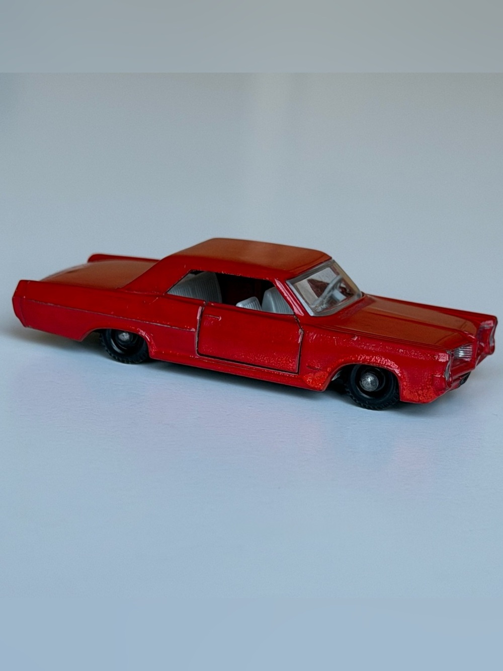 Vintage Lesney Matchbox No. 22 Pontiac Grand Prix GP Sports Coupe Red England